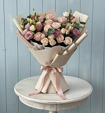 Букет цветов из:  Розы и Лизиантусы #REPLACE_PRED# Ремонтном