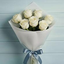 Букет 7 Белых роз Эдлесс Лав в Ремонтном
