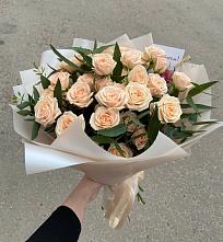Букет Кремовые розы Латте в Ремонтном