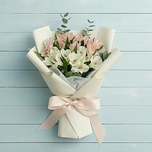 Букет цветов из:  Альстромерии #REPLACE_PRED# Ремонтном