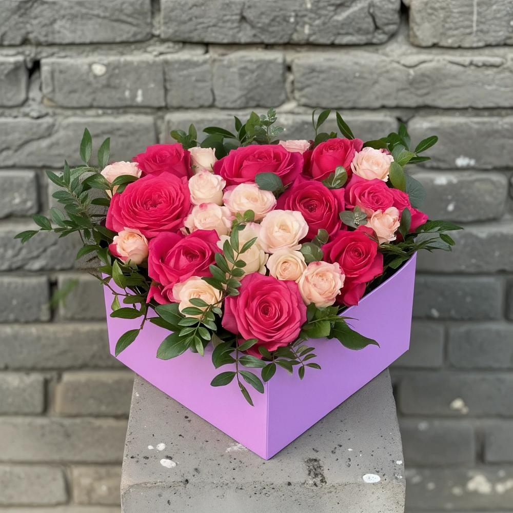 Цветочная композиция из Розы в коробке в Ремонтном