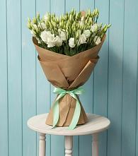 Букет цветов из:  Лизиантусы в Ремонтном