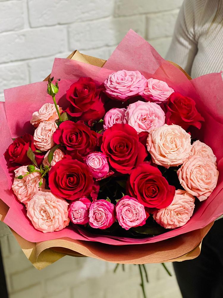 Букет цветов из: Розы в Ремонтном