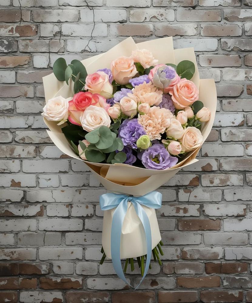 Букет цветов из: Розы, Лизиантусы и Гвоздики в Ремонтном