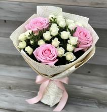 Букет цветов из:  Розы #REPLACE_PRED# Ремонтном