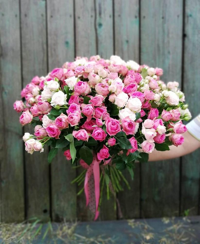 Букет Розовые кустовые розы Натали и Лав Лидия в Ремонтном