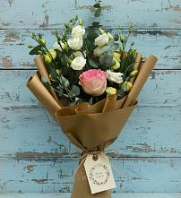 Букет цветов из:  Розы и Лизиантусы #REPLACE_PRED# Ремонтном